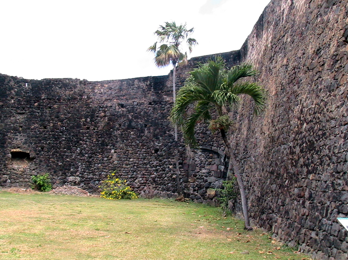23b - Fort Louis Delgrès 036.jpg